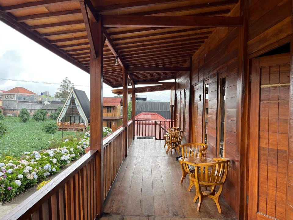 Fifa Cabin Dieng by Fifa Grup Lodge in Indonesia