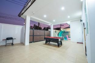 Aqua Bliss Pool Villa Villa in Pattaya City