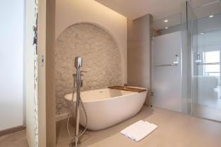 Romantic Ocean Retreat Luxurious Premier King Room Vacation rental in Pemenang