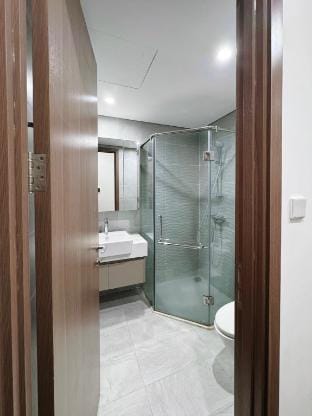 LongHoang Homestay Studio-1BR Vinhomes Ocean Park Apartment in Laos