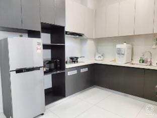 03Johor bahru, Seaview, Danga bay Free parking 2BR Apartment in Johor Bahru
