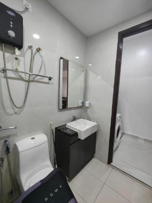 C15Johor, near CIQ Danga bay Free parking 2BR 6pax Apartment in Johor Bahru