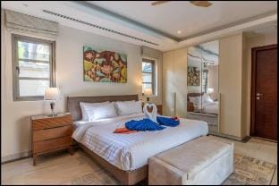 Beautiful 5BR Villa With Pool | Near bangtao beach Villa in Choeng Thale