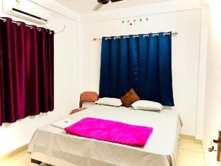 Teakwood 1BHK Fully furnished Apartment in Kochi