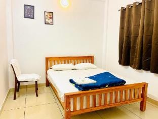 Teakwood 1BHK Fully furnished Apartment in Kochi