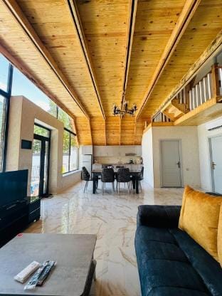 10 minutes from Cable car | Mounten View swimming Vacation rental in Azerbaijan