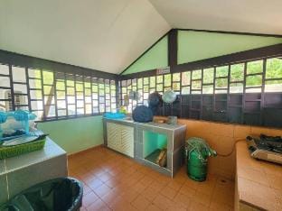 Rimhad Villa 4BR Maepim beachfront-Rayong Villa in Chon Buri Changwat