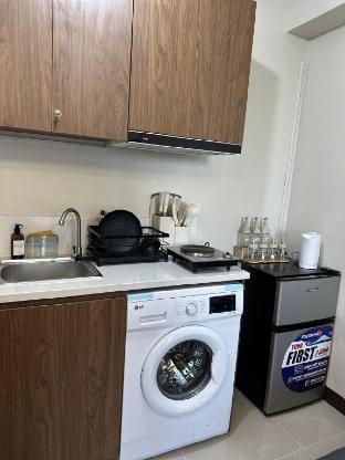 DaBoss Condo Cozy Studio + Resort like Living Apartment in Lapu-Lapu City