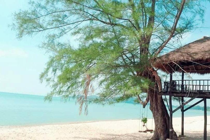 CR Villa 3BR Maepim beachfront-Rayong Vacation rental in Chon Buri Changwat