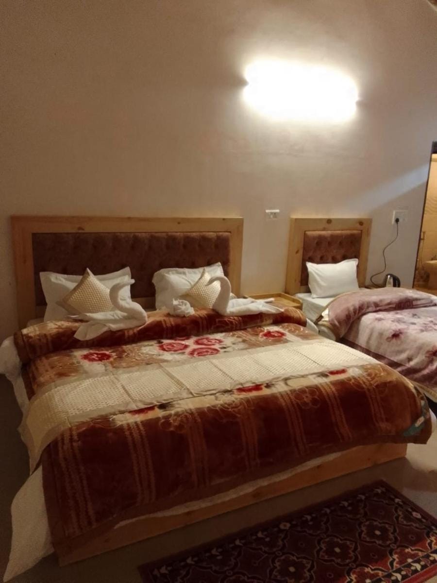 Him Monal Homestay Vacation rental in Uttarakhand