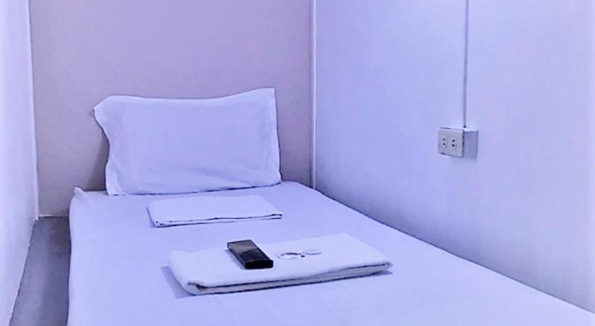 RDC - Dangay Transient Capsule Hostel in Quezon City
