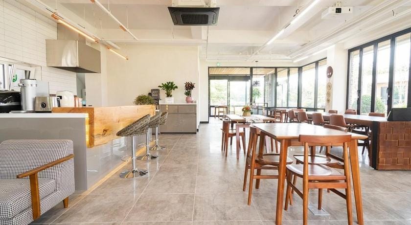 Jeju Camp Harris Spa Pension Bed and Breakfast in South Korea