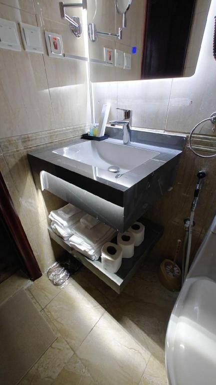 Hira Residence-Furnished Apartments- Studio Apartment in Jeddah