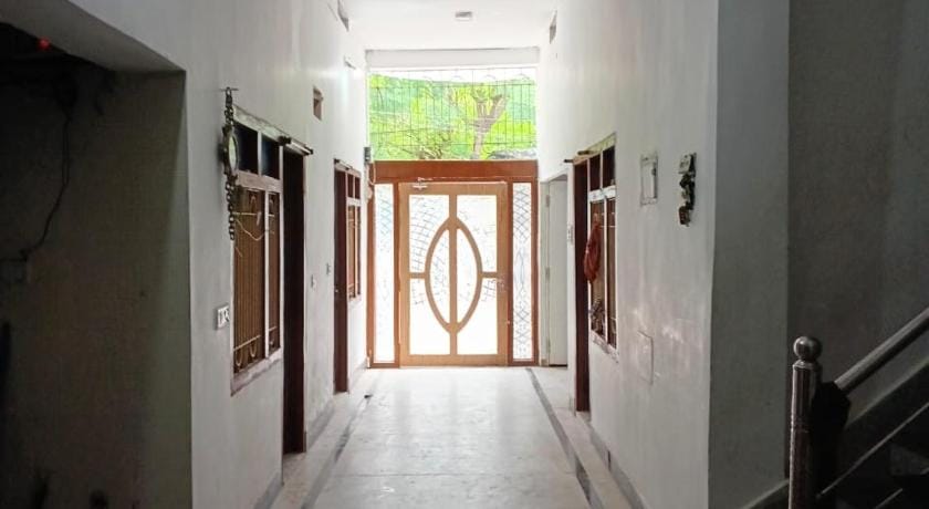 Shahi House Bed and Breakfast in India