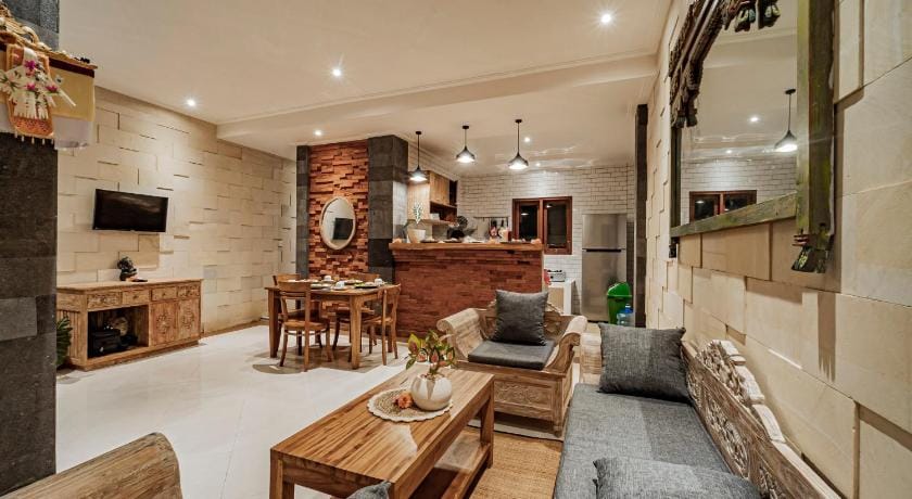 Ayu Sari Guesthouse by Mahaputra Hotel in Ubud