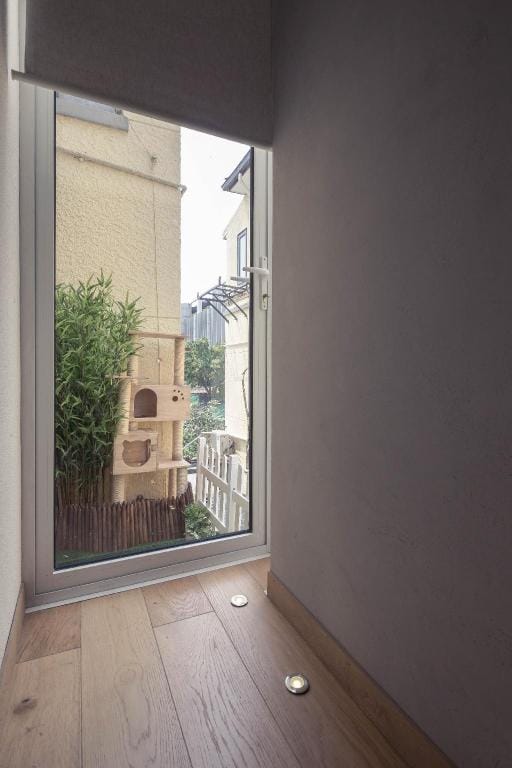 Top Location 2Min Walk to Metro 2&7 Apartment in Shanghai