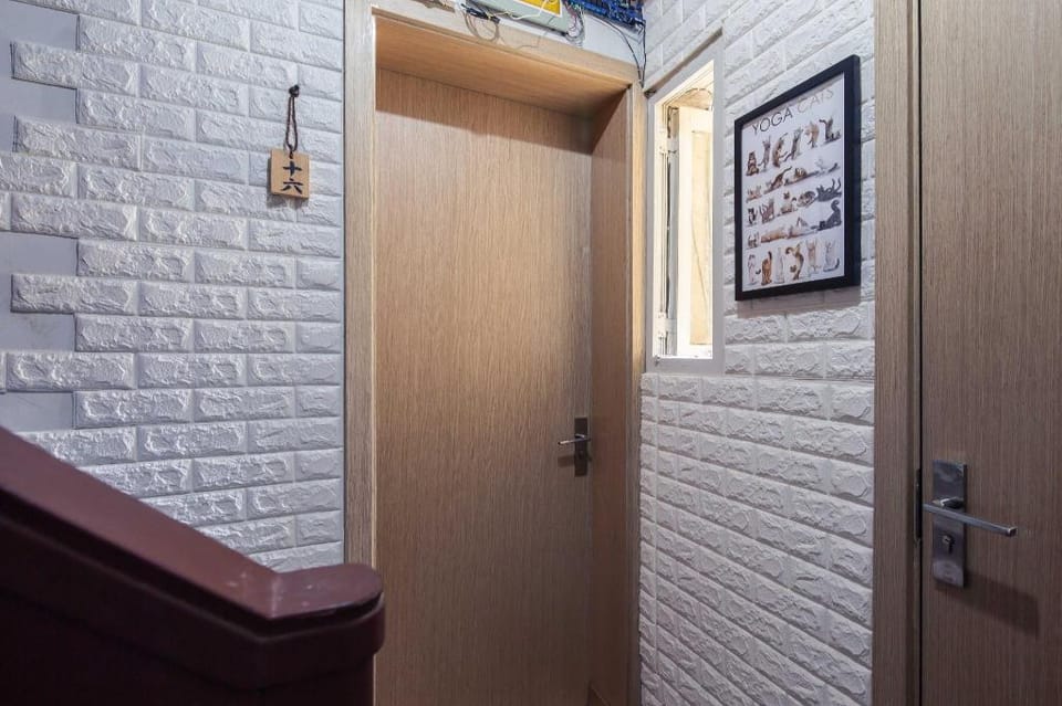 Top Location 2Min Walk to Metro 2&7 Apartment in Shanghai