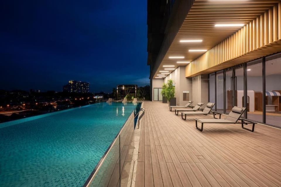 Societe Suites 108 Hartamas Mont Kiara KL @2pax Apartment in Petaling Jaya