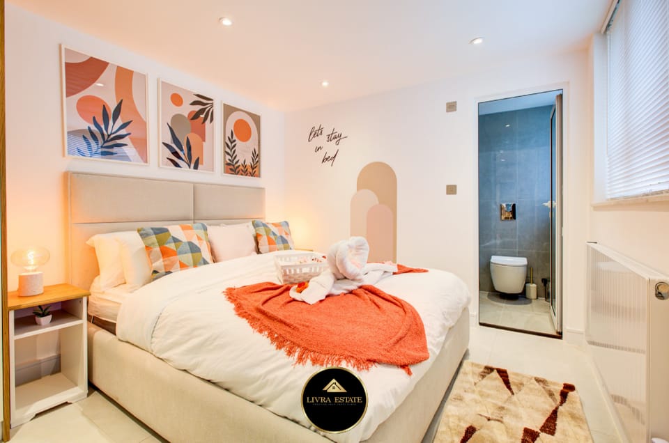 Modern Ground Floor, 2 Bed, 2 Bath apartment, With Garden, South Croydon Apartment in Croydon