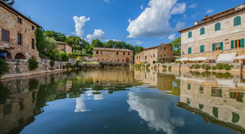 Agriturismo La Poderina Apartment in Tuscany
