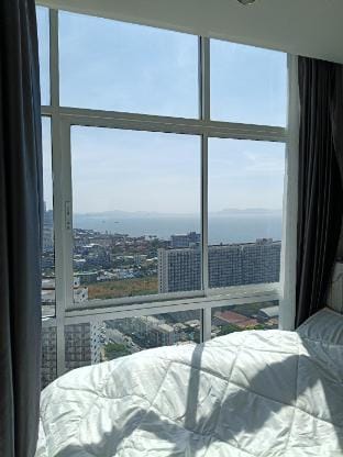 Seaview grand jomtien Pattaya A Apartment in Pattaya City