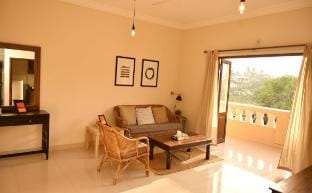Casa Alcova - 2bhk RowVilla Nagali hills Dona Paul Villa in Goa, India