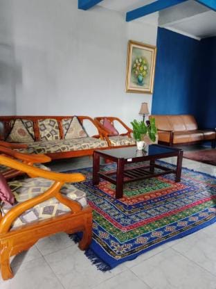Omah Beji 4 pax 15 Minutes from BNS Vacation rental in Batu
