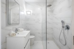 Cativante Villa - Bright, Two Floor Villa Villa in Faro District