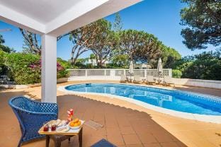 Villa Veritas - Beautifully Furnished Villa in Quarteira