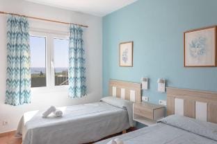 Villa Primrosa - beautiful sea views Villa in San Jaime Mediterráneo