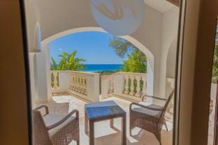 Villa Treya - Star property, stunning views Villa in San Jaime Mediterráneo