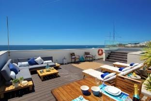 Villa Dior View - Luxury beachfront villa with roo Villa in Albufeira