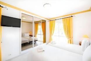Villa Redonda - Short walk from the beach Villa in Guia