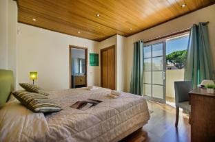 Villa Palm Golfe - Golfside  Villa in Quarteira