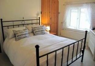 Sunbeam Cottage - 3 bedroom traditional cottage - Vacation rental in Filey