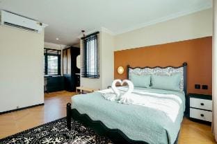 Luxury Pool Villa Jomtien | 4BR | 1 Min to Beach Villa in Pattaya City