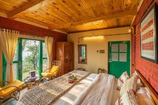 Kailaso Homestay-A Scenic & Quiet Hilltop Cottage Vacation rental in Punjab, India