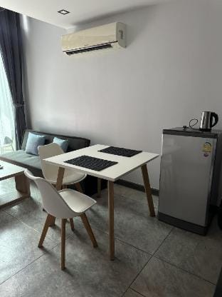 Stylish apartment Utopia Naiharn (16) Vacation rental in Rawai