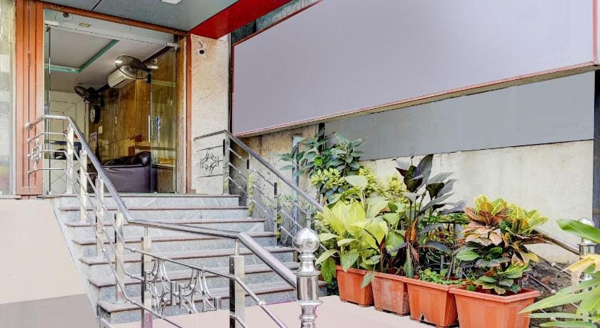 Super Hotel O Porur Formerly Jeya's Elite Hotel in Chennai