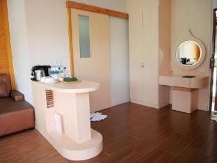 Ocean Pool Villa, 90sqm - Koh Lipe Vacation rental in Thailand
