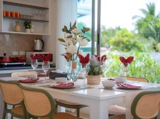 Free Maid/4 Bedroom Villa/Free Butler (5) Villa in Phuket
