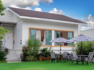 Free Maid/4 Bedroom Villa/Free Butler (5) Villa in Phuket
