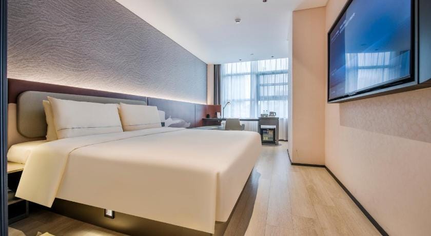 Atour Light Hotel Guangzhou Haizhu West Jiangnan Metro Station Hotel in Guangzhou
