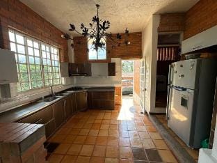 Chalet con piscina y  zonas verdes cerca Armenia Vacation rental in Quindio, Colombia