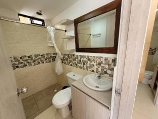 F111-Apartamento  cerca Club Campestre con piscina Apartment in Quindio, Colombia