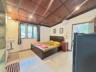Studio Arambol Escape R-8 by Mukund Sadan Arambol Vacation rental in Mandrem