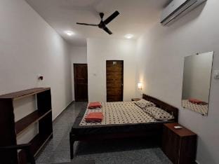 Studio  Peaceful Path R-5 by Mukund Sadan Arambol Vacation rental in Mandrem
