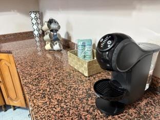 Cozy 5-Bed Apartment with Kitchen Near the Airport Apartment in Naples
