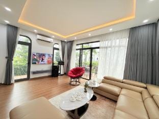 Villa 4BR, Sonasea Vân Đồn, Quảng Ninh Villa in Laos