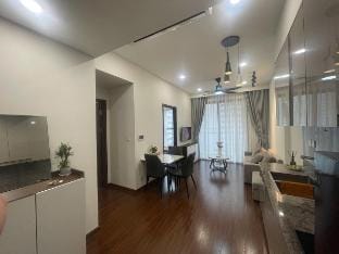 Luxury Apartment M1 Masteri- Vinhomes Ocean Park 1 Apartment in Laos
